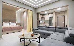 Exarcheia Urban Apartment - Lycabettus Hill